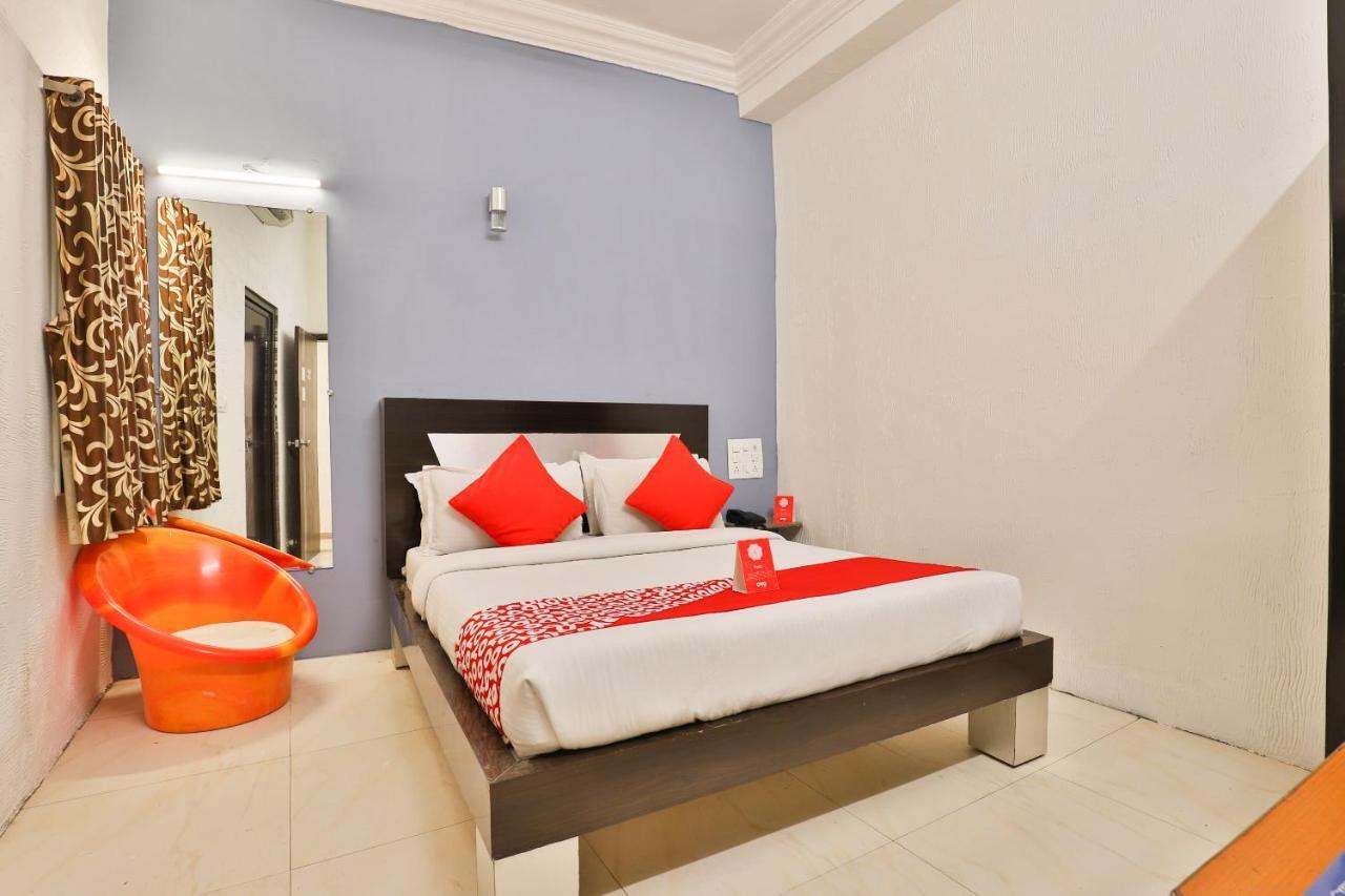 Hotel Jasmine อาเมดาบัด ภายนอก รูปภาพ